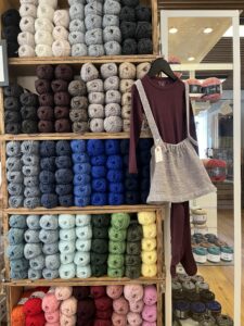 Masser af farverigt garn